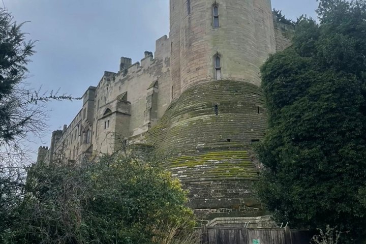 East Gate till Warwick Castle : En självguidad ljudtur