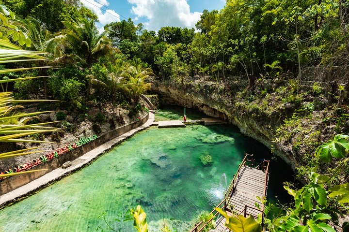 Cancún ATV, tirolina, Cenote, paseos a caballo y degustación de tequila