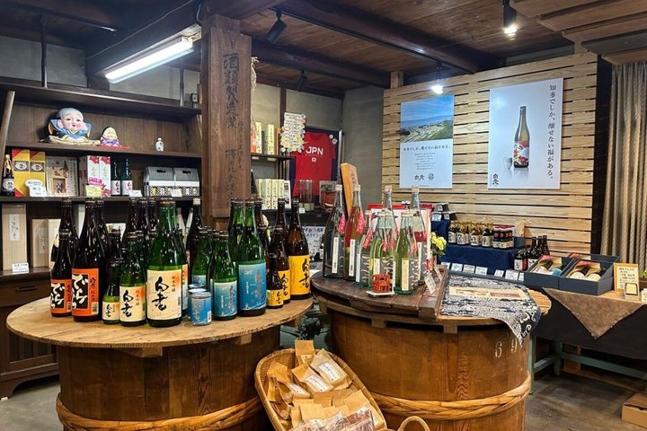 Nagoya Sake Brewery Tour & Workshop de etiquetas personalizadas