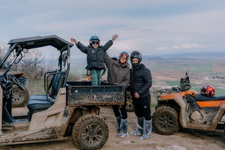 Tour todoterreno en Veliko Tarnovo y Arbanasi