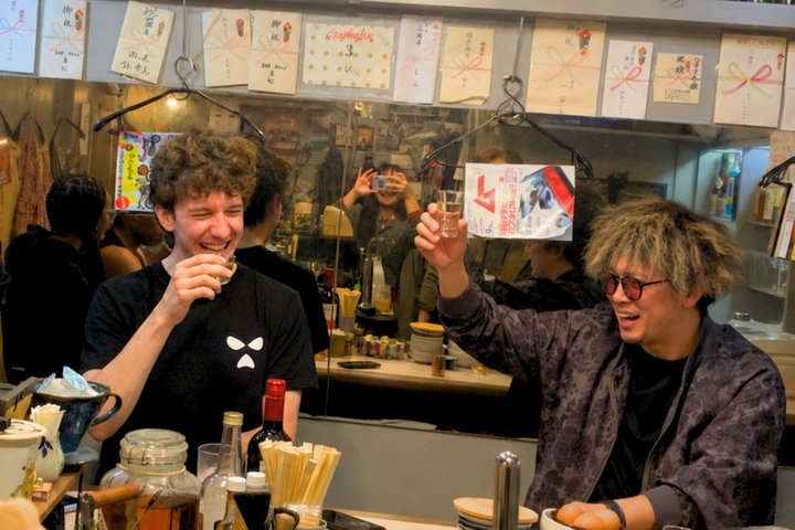 大阪難波バーホッピング:隠れた居酒屋と地元価格
