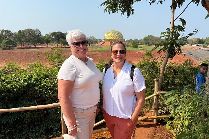 Beste Privat-Tagestour durch Pondicherry und Auroville von Chennai