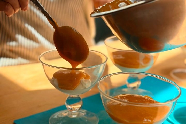 Clase de cocina, cocina tradicional griega, en una isla griega.