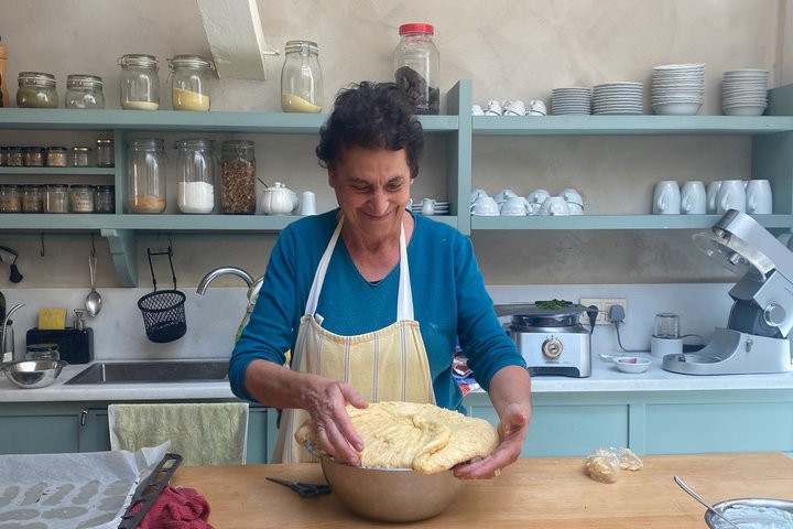 Clase de cocina, cocina tradicional griega, en una isla griega.