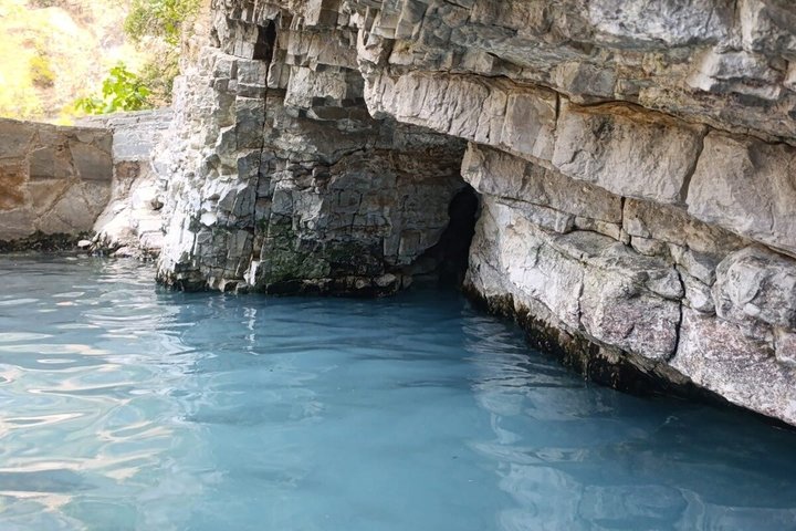 Bënja Thermal Baths og Langarica Canyon Tour fra Saranda Ksamil