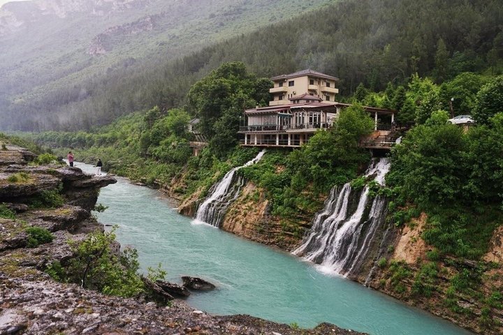 Bënja Thermal Baths og Langarica Canyon Tour fra Saranda Ksamil