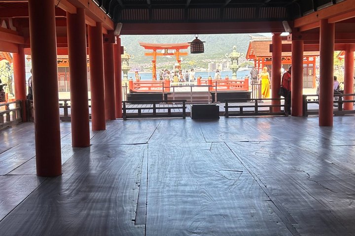 Hiroshima et Miyajima : excursion d'une journée en petit groupe sur 2 sites de l'UNESCO