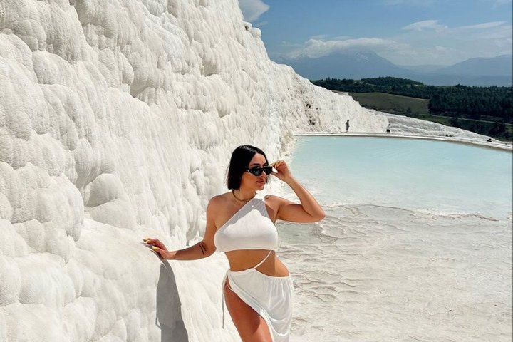 Excursión de día completo a Pamukkale desde Bodrum con almuerzo y traslado al hotel