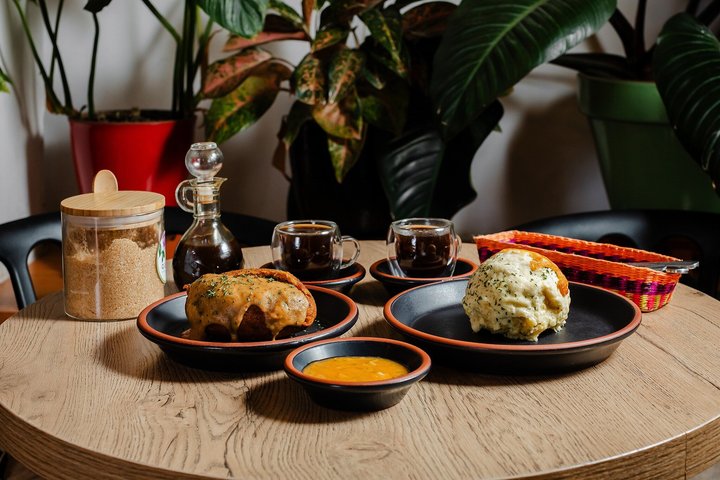 Cuenca Kitchens Food Tour met 14 + Proeverijen