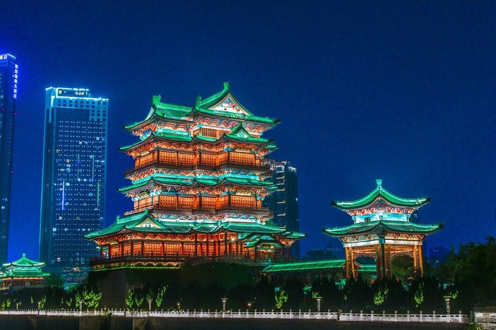 Traslado privado de partida de Nanchang: Hotel para o aeroporto