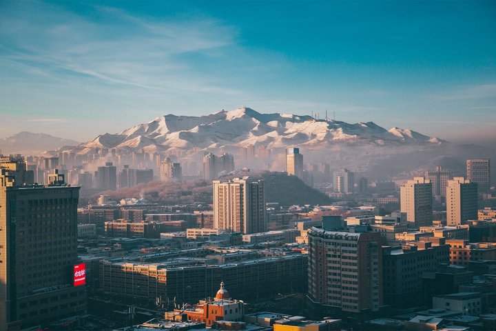 Traslado de llegada privada a Urumqi: del aeropuerto al hotel