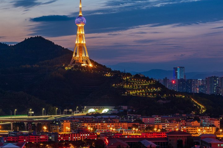 Trasferimento di arrivo privato Xining: dall'aeroporto all'hotel