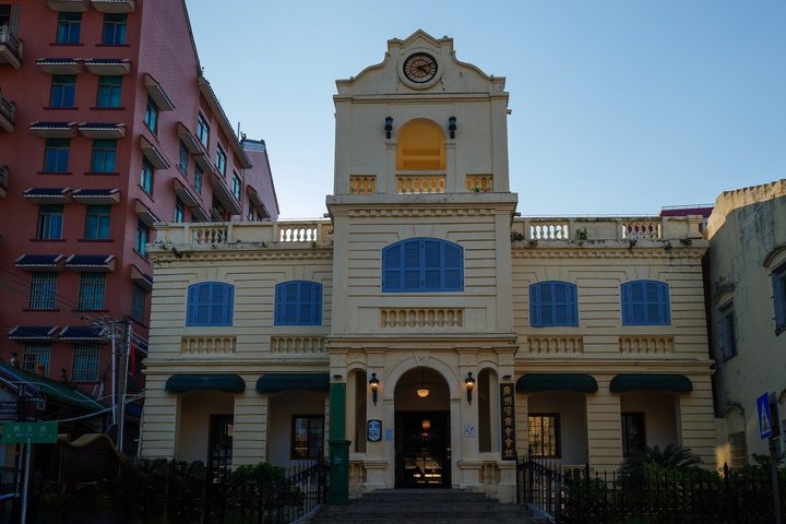 Trasferimento di partenza privato Zhanjiang: Hotel all'aeroporto