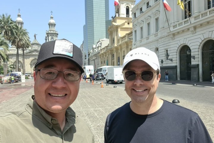 Privé Wandelen in Santiago: Verken met een lokale expert + lunch