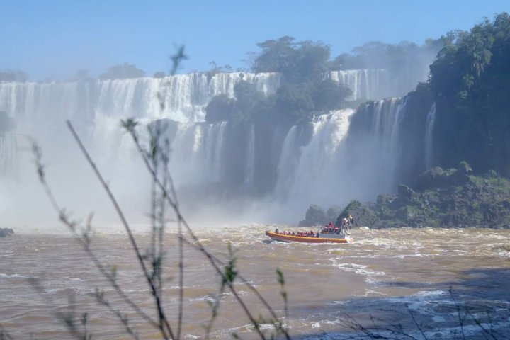 Gran Aventura Iguazu Falls: giro in fuoristrada e navigazione in barca a Iguazu