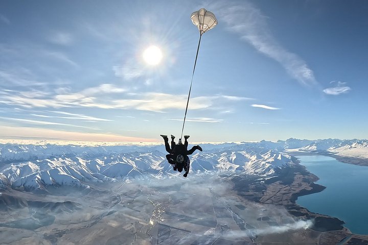 Skydive Mt. Cocinar: más de 45 segundos de caída libre desde 13,000 pies