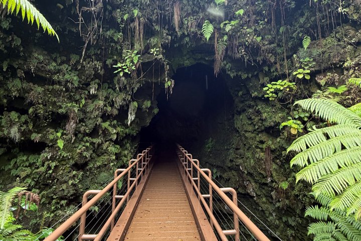 Aventura no Parque Nacional dos Vulcões do Havaí