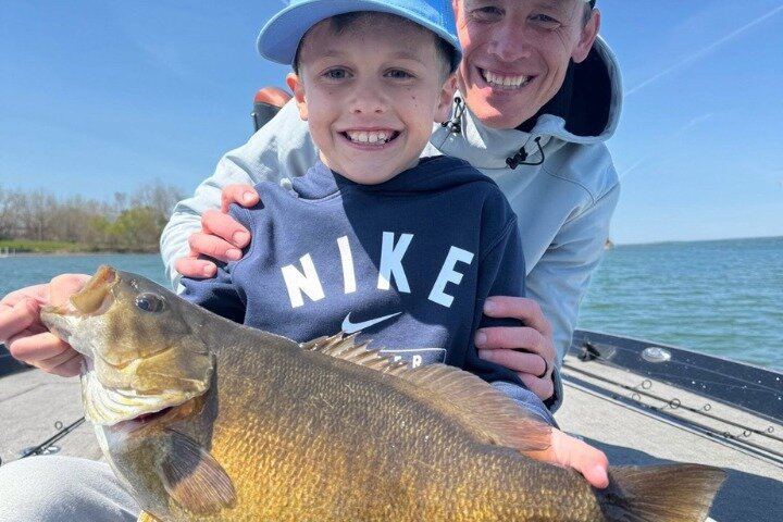 Private Lake Erie Smallmouth Bass Fishing Charters