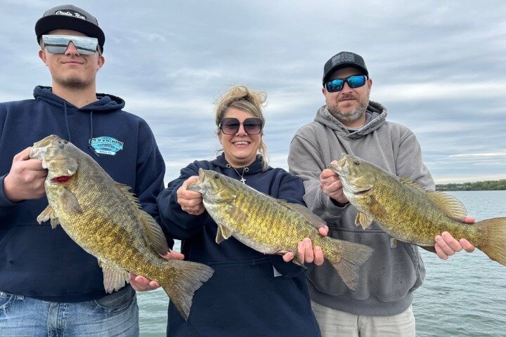 Private Lake Erie Smallmouth Bass Fishing Charters