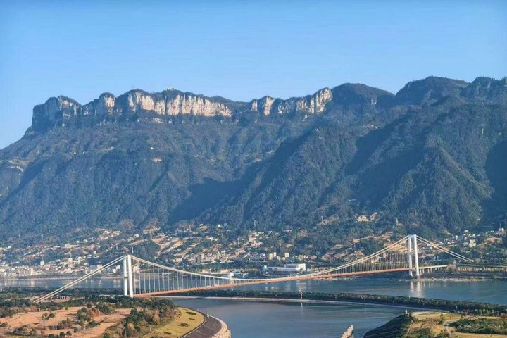 Hotell i nærheten av Yichang Three Gorges Dam and Xiling Gorge Cruise Tour