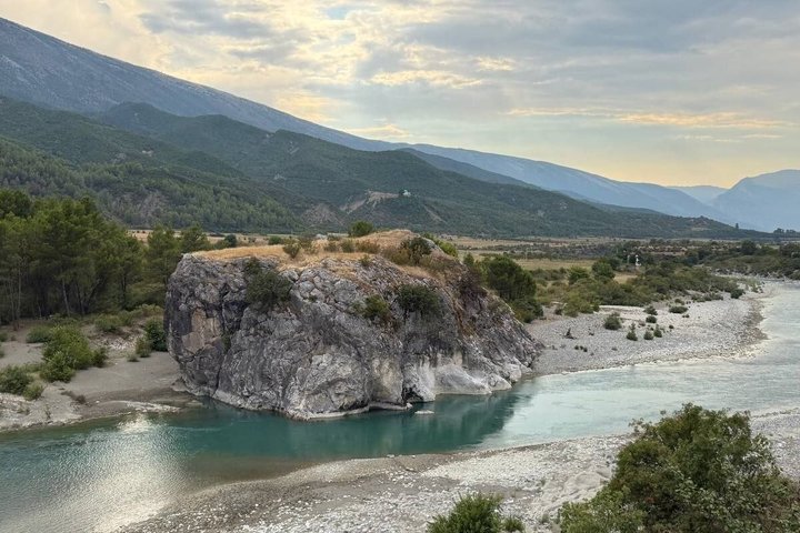 Bënja Thermal Baths og Langarica Canyon Tour fra Saranda Ksamil
