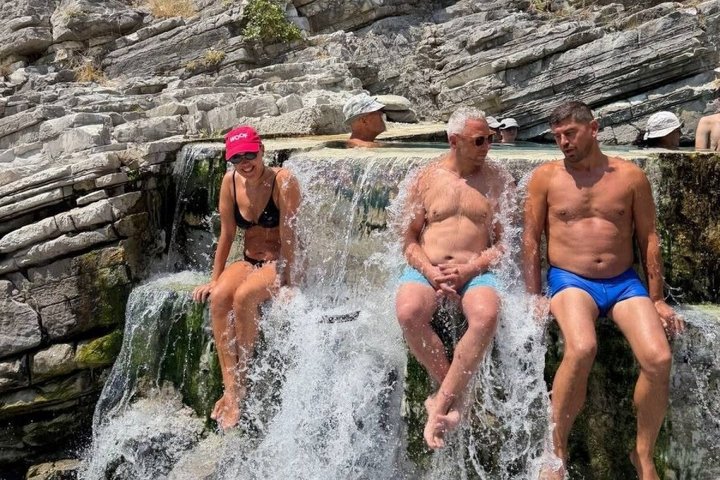 Bënja Thermal Baths og Langarica Canyon Tour fra Saranda Ksamil