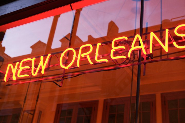 Anmeldelser af New Orleans Ghost og True Crime