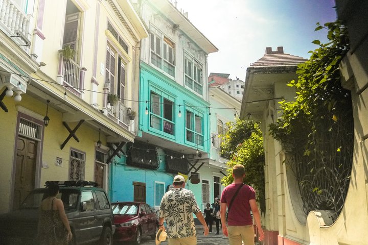 Guayaquil Layover Sightseeing Tour med Round-Trip Airport Transport