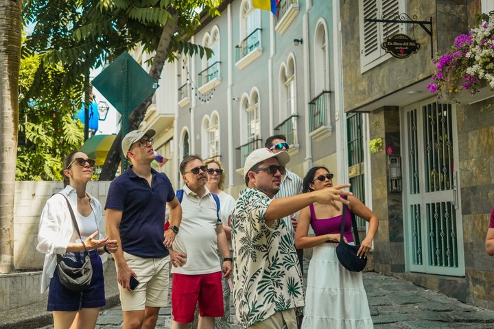 Guayaquil Layover Sightseeing Tour med Round-Trip Airport Transport