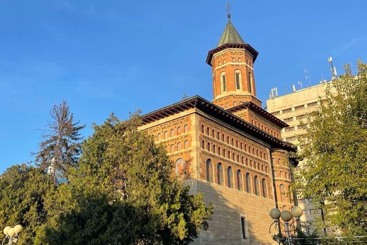Private Guided Day Tour to Iasi from Chisinau