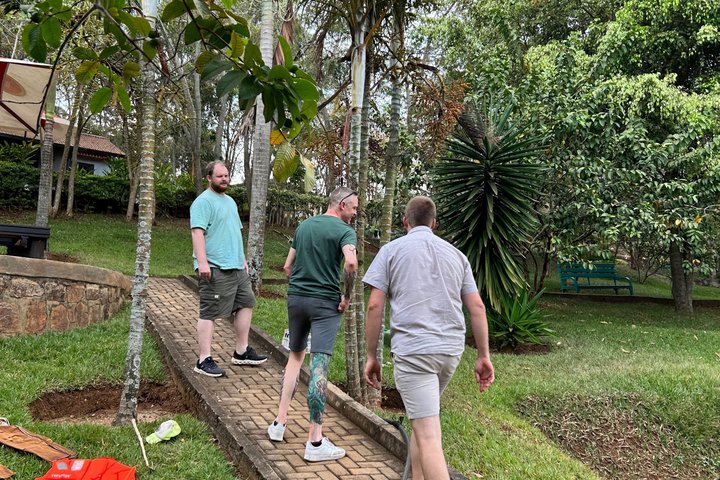 Kigali zum Kivu-See Tour Kaffeefarm Besuch und Bootsfahrt
