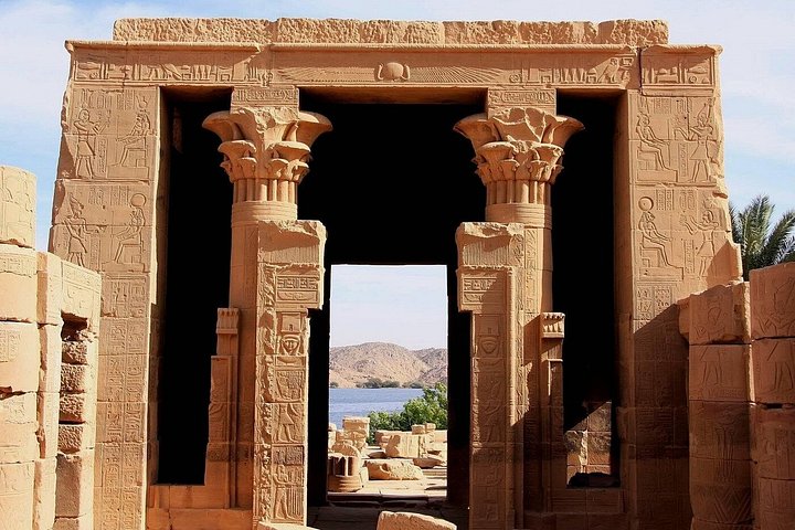4 Tage Nilkreuzfahrt Assuan nach Luxor & Abu Simbel. Heißluftballon