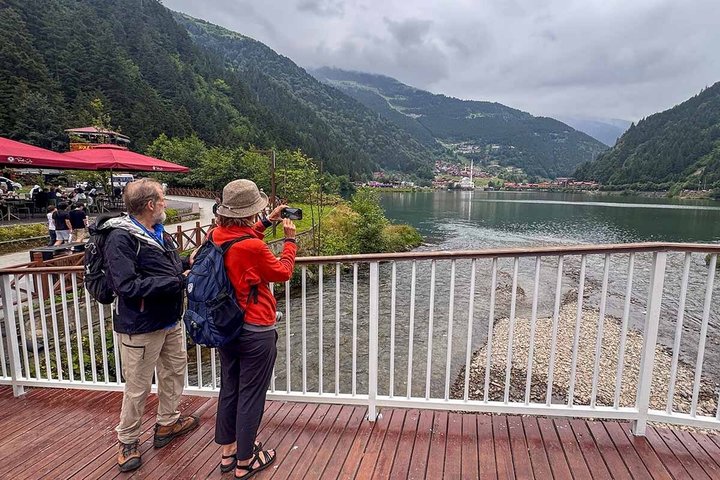 Uzungöl-Tour: Ganztägiges Naturabenteuer mit Besuch einer Teefabrik