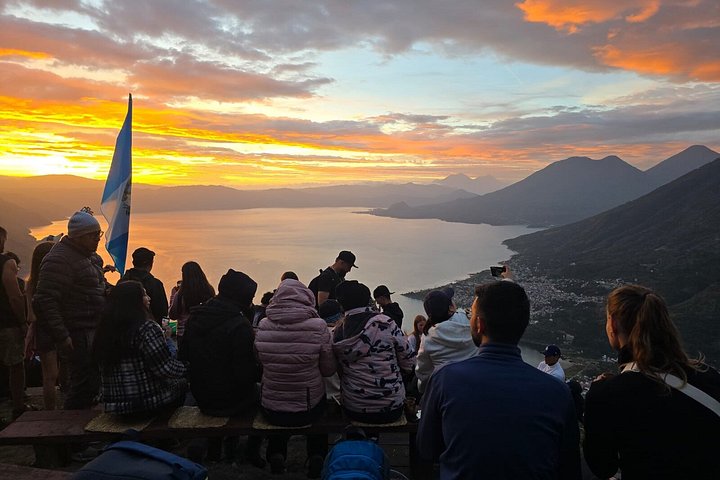 Escursione al Rostro Maya Naris del Indio per vedere l'alba.
