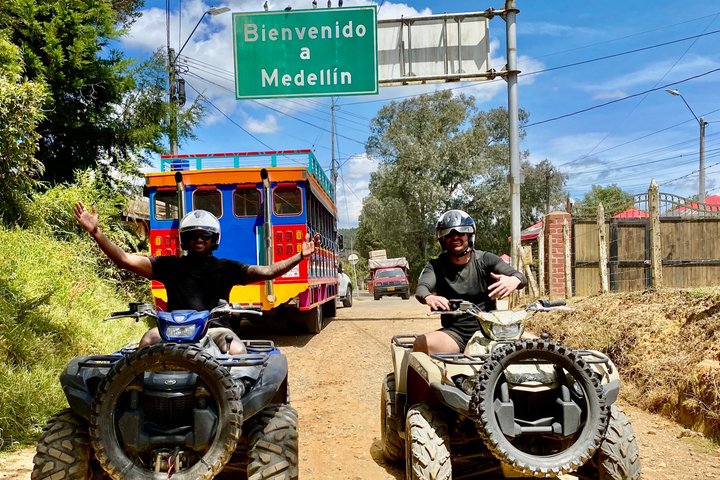 Escapade exclusive en montagne : Excursion en quad au départ de Medellín avec déjeuner
