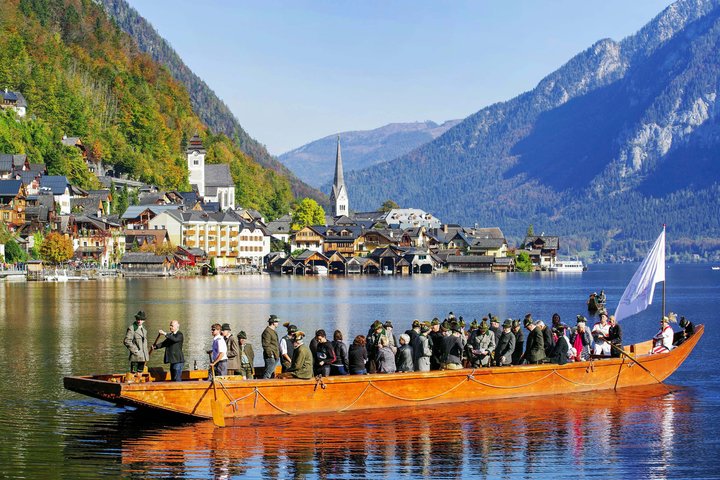 Tour a pie por Hallstatt con audioguía en tu smartphone