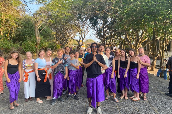 Kecak Fire Dance billet og Uluwatu solnedgang tur inkluderet