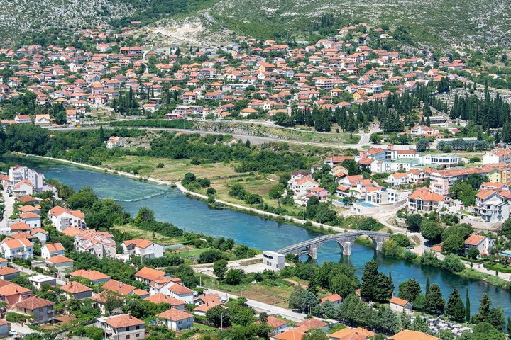 Trebinje Old Town – Patrimonio ottomano, Riverside & Particolarità locali