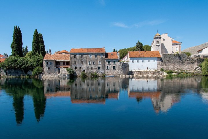 Trebinje Old Town – Patrimonio ottomano, Riverside & Particolarità locali