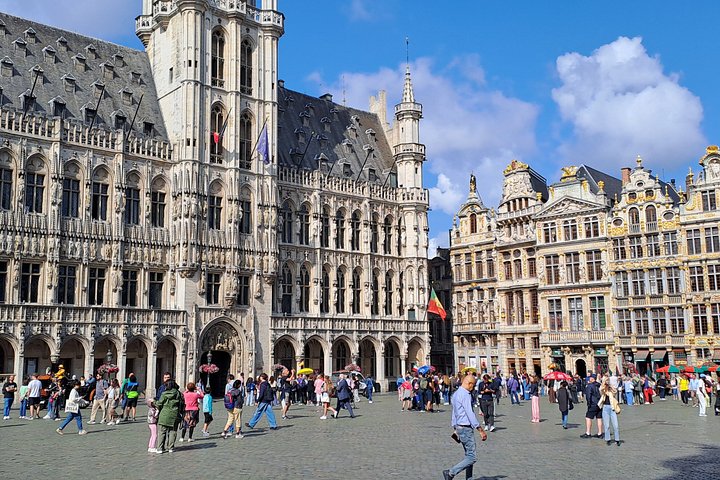 Bruxelles All In Tour : cibo belga, cioccolato, birra, visite turistiche