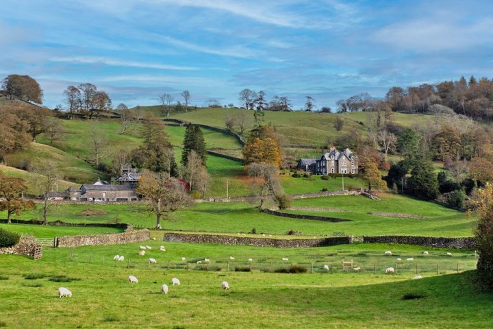 Beatrix Potter's Halve dag Lake District Tour inclusief Lake Cruise