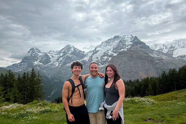 Wanderung Lauterbrunnen-Murren inkl. Trummelbach Wasserfälle Besuch