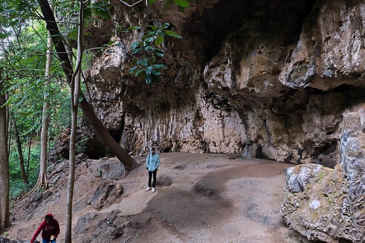 Excursion d'une journée au parc préhistorique de Leang-Leang et au karst de Rammang-Rammang