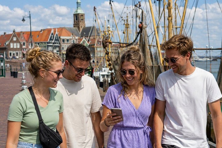 Hemmeligheter i Urk: Selvguidet skattejakt og gåtur