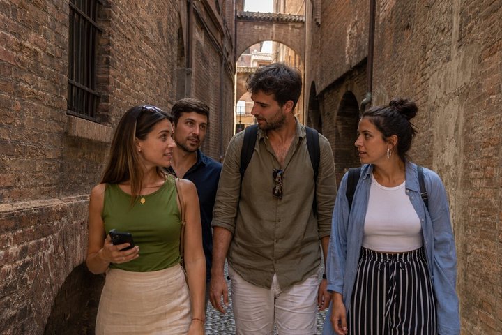 Secretos de Ferrara: Búsqueda del tesoro autoguiada y recorrido a pie