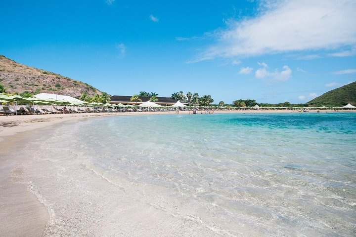 St Kitts : Beach Gems Sea Glass & Timothy Hill View