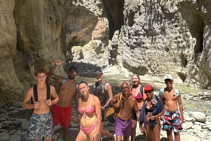 Bënja Thermal Baths og Langarica Canyon Tour fra Saranda Ksamil