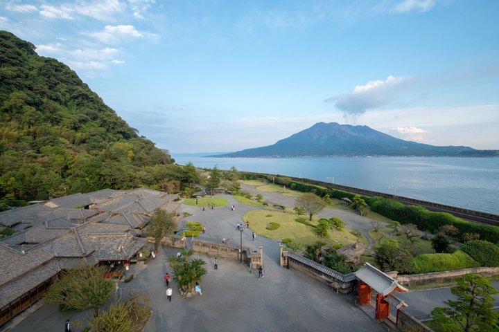 Kagoshima Private Car Tour: Kamikaze Museum and Sengan-en
