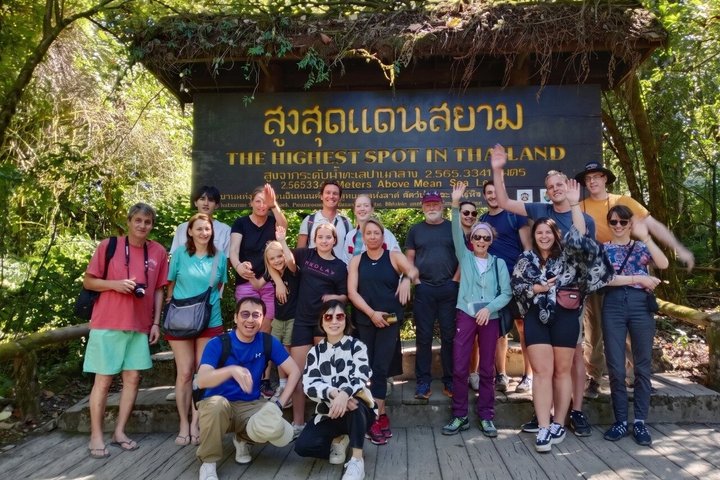 3 em 1: Excursão Doi Inthanon, Santuário de Elefantes e Trilha de Trekking