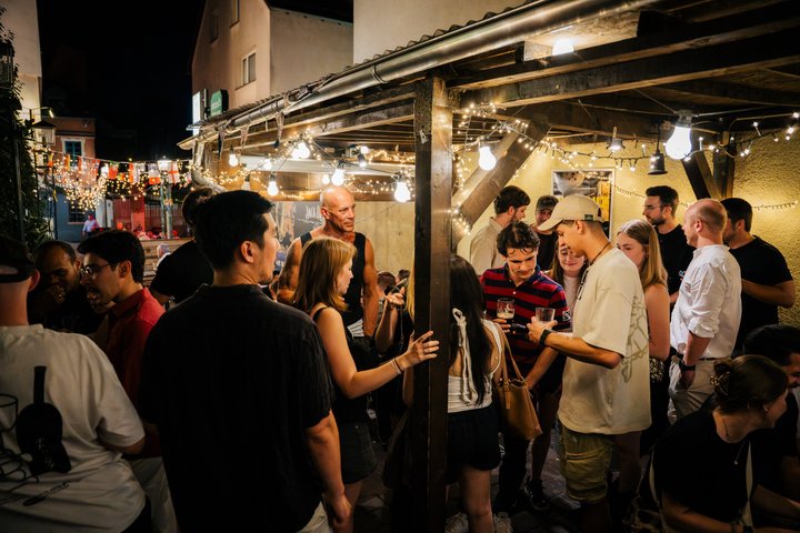Düsseldorf Social Night Out : 4 bars, Welcome Shots et entrée au club